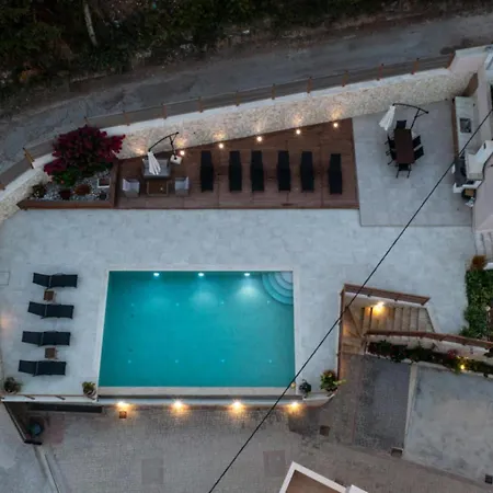 Melina Corfu Kanálion